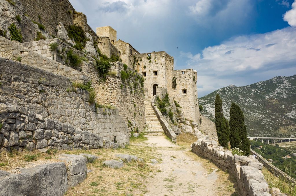 klis Large